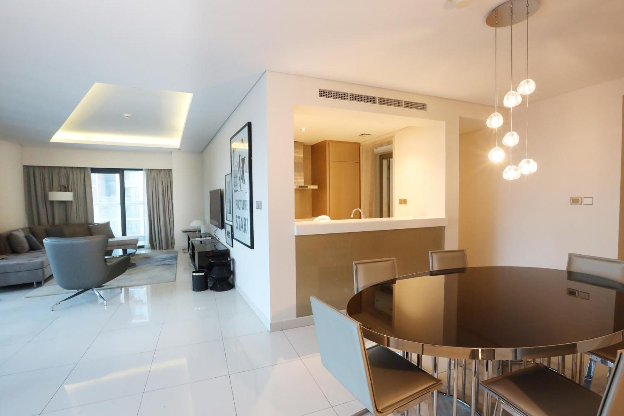 Brownstone - Paramount Five Star
